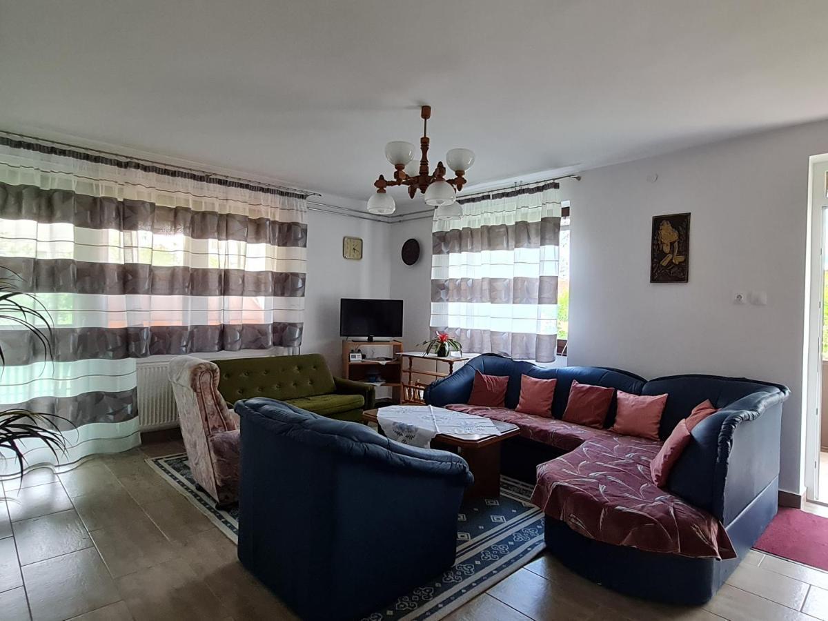 Gyoengyvirag Apartman لينتي المظهر الخارجي الصورة