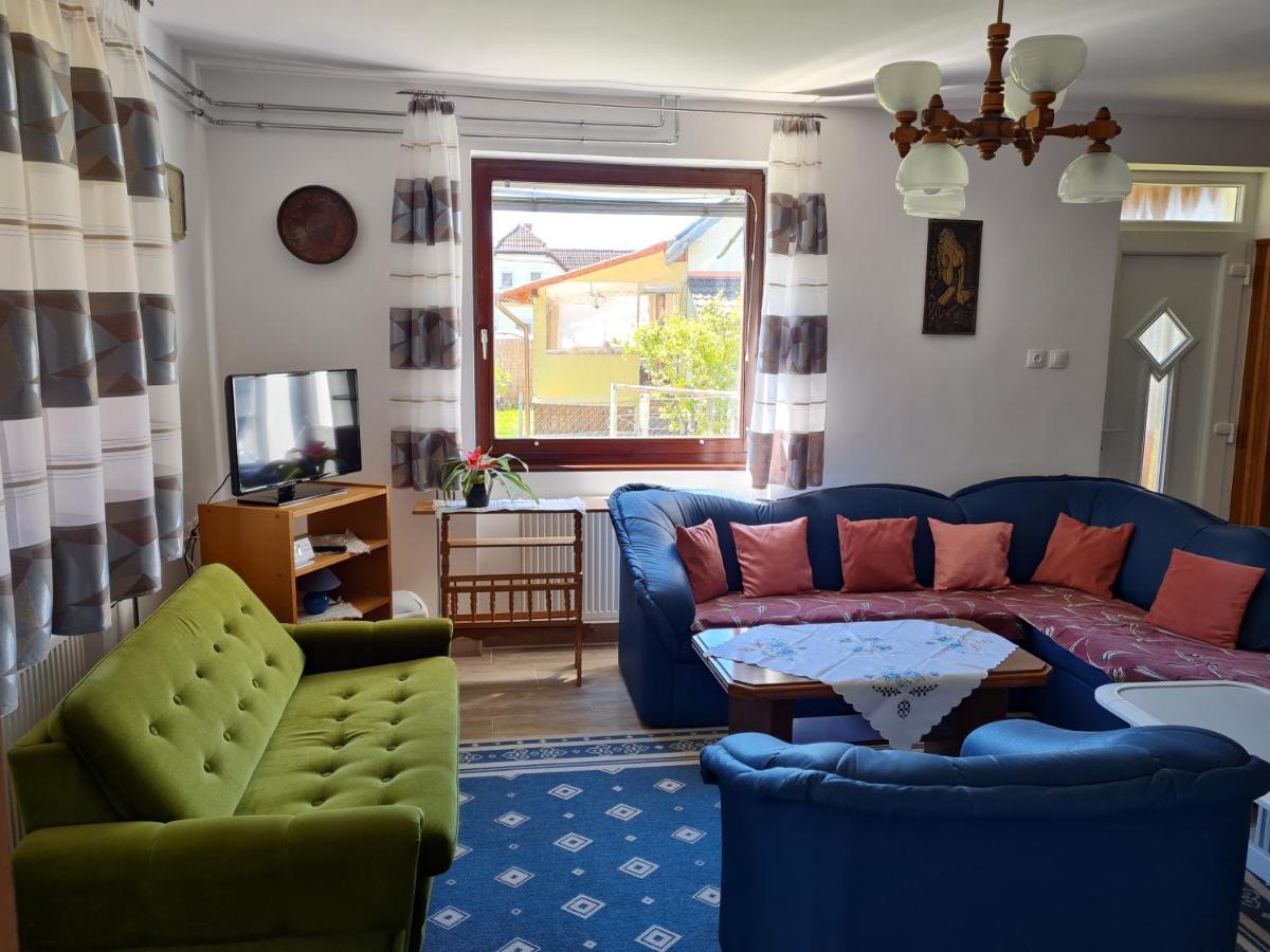 Gyoengyvirag Apartman لينتي المظهر الخارجي الصورة