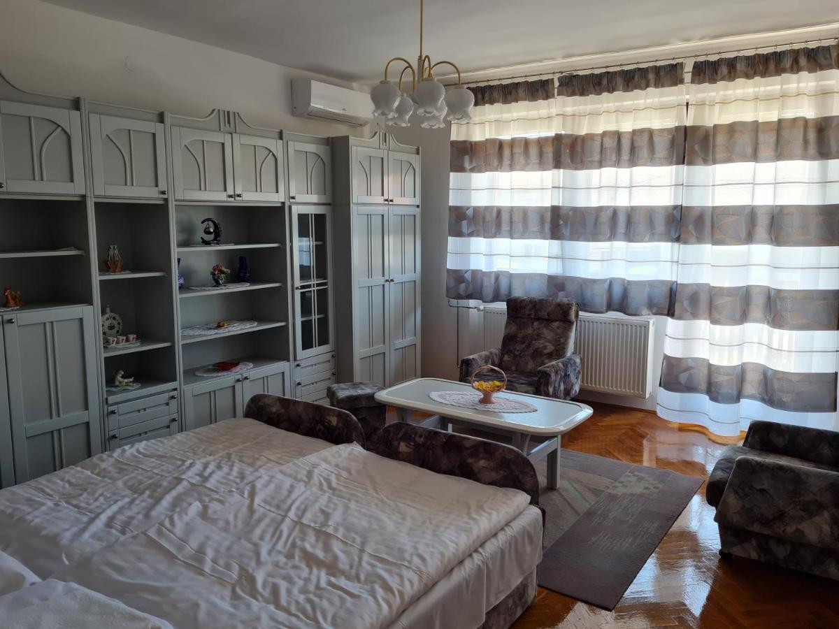 Gyoengyvirag Apartman لينتي المظهر الخارجي الصورة