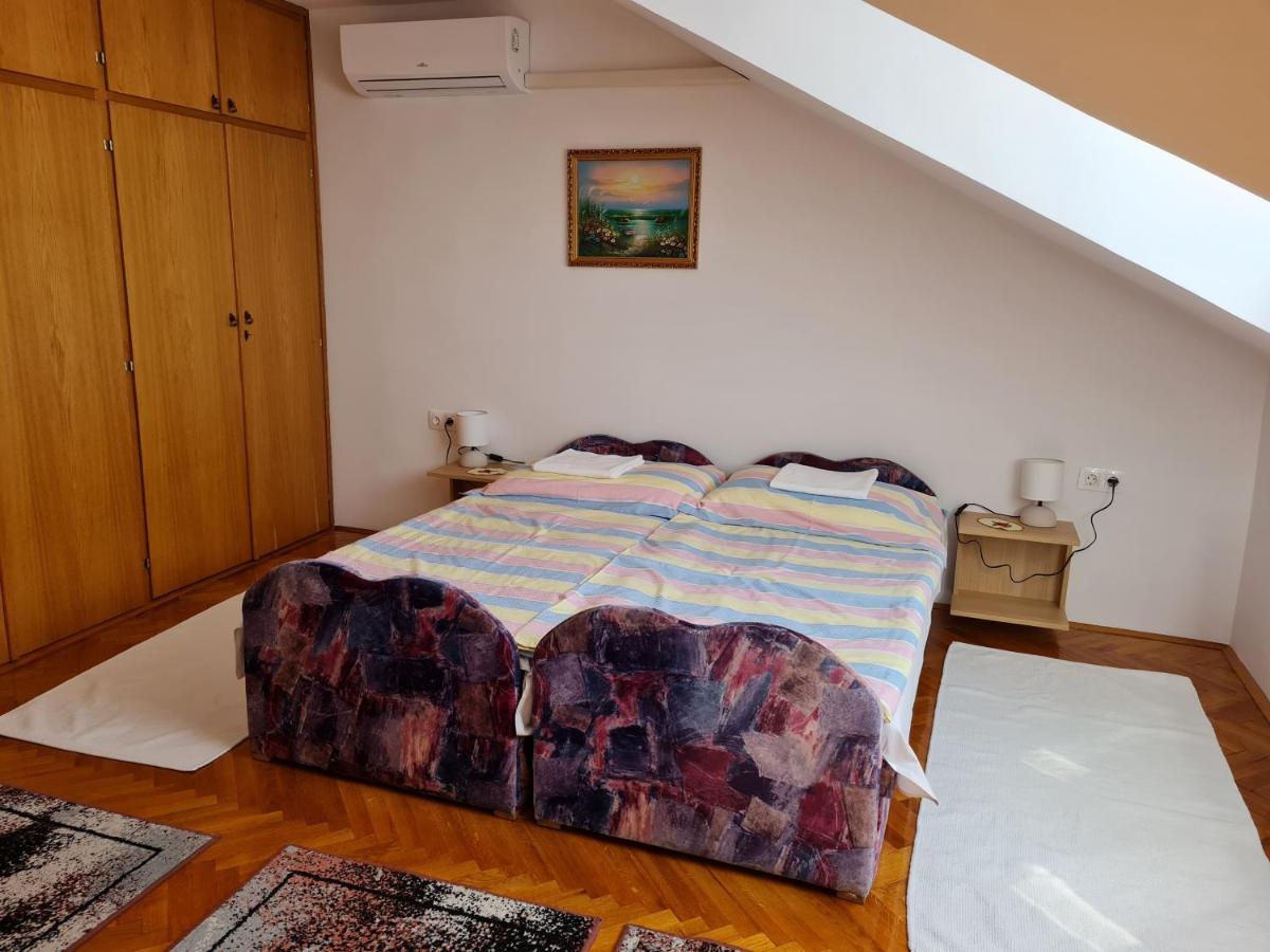 Gyoengyvirag Apartman لينتي المظهر الخارجي الصورة